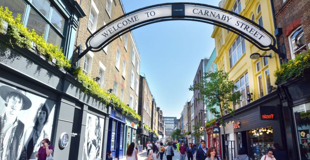 boutique shopping at carnaby street