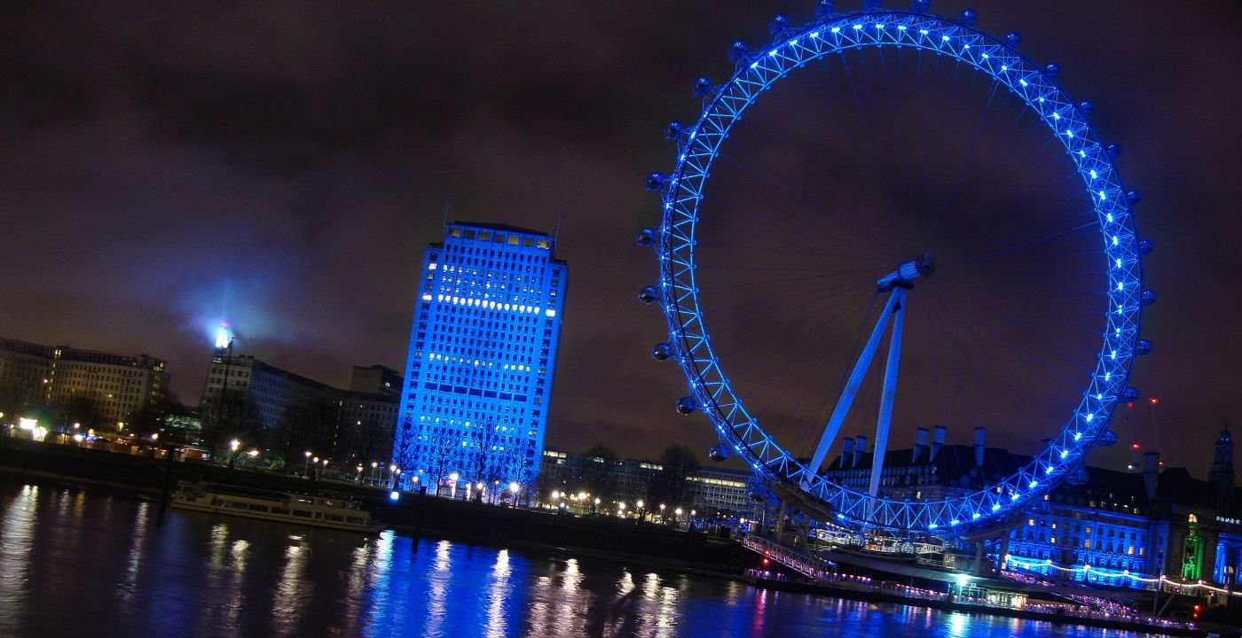 blue light from the London Eye